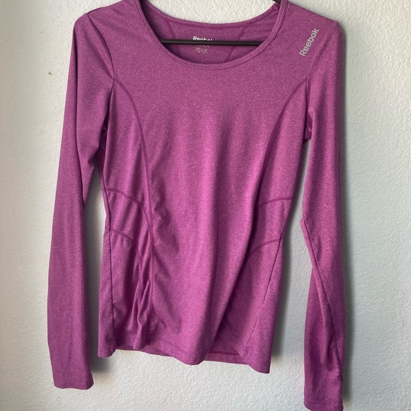 Woman’s sleeve tee - Picture 1 of 1